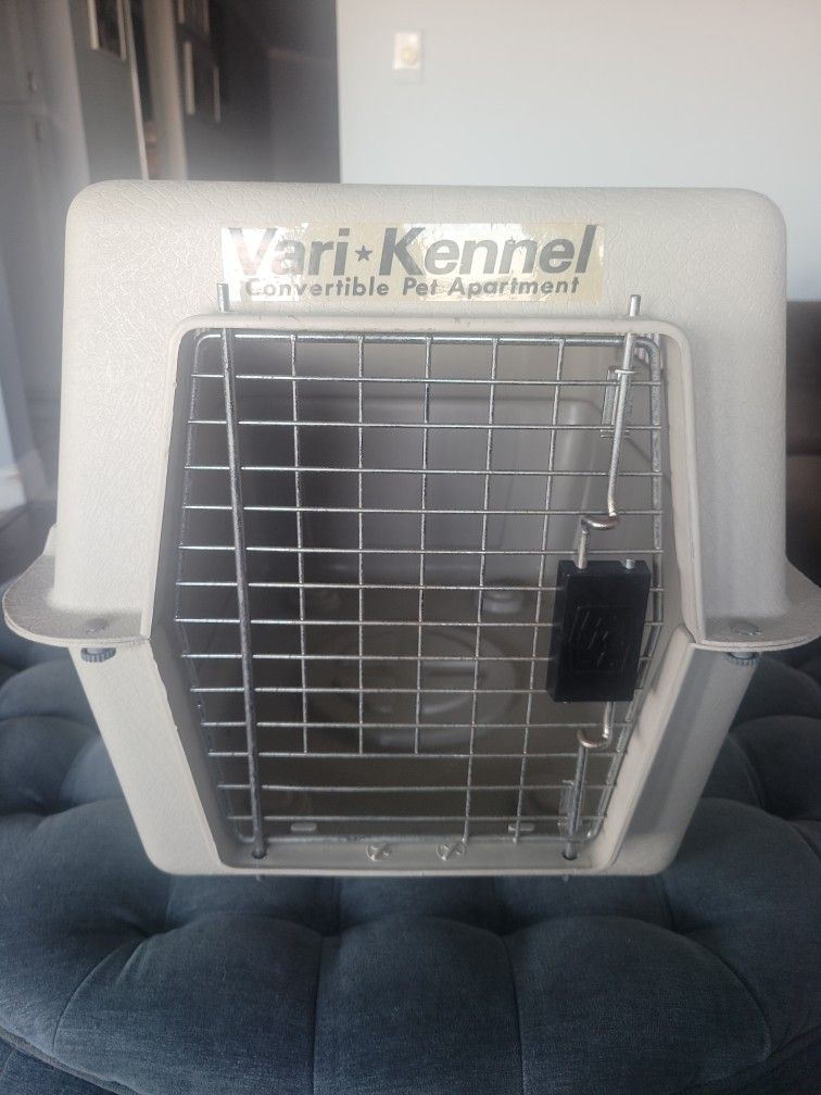 crate/kennel for cat or small dog