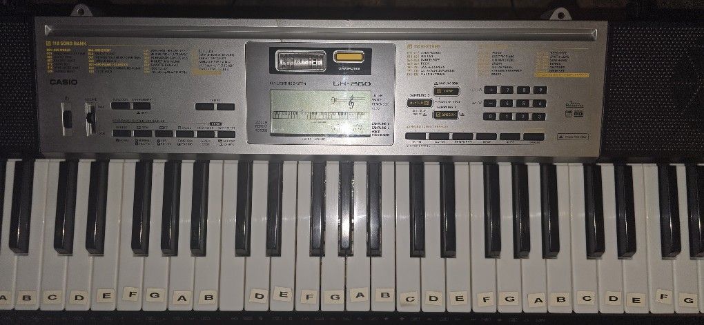 Casio LK 260 Keyboard Piano