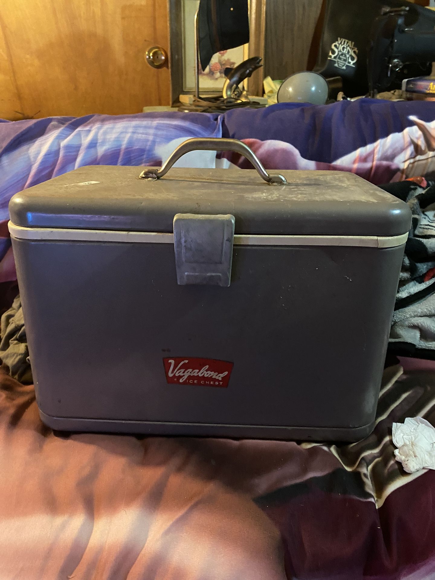 Vintage Vagabond Cooler 