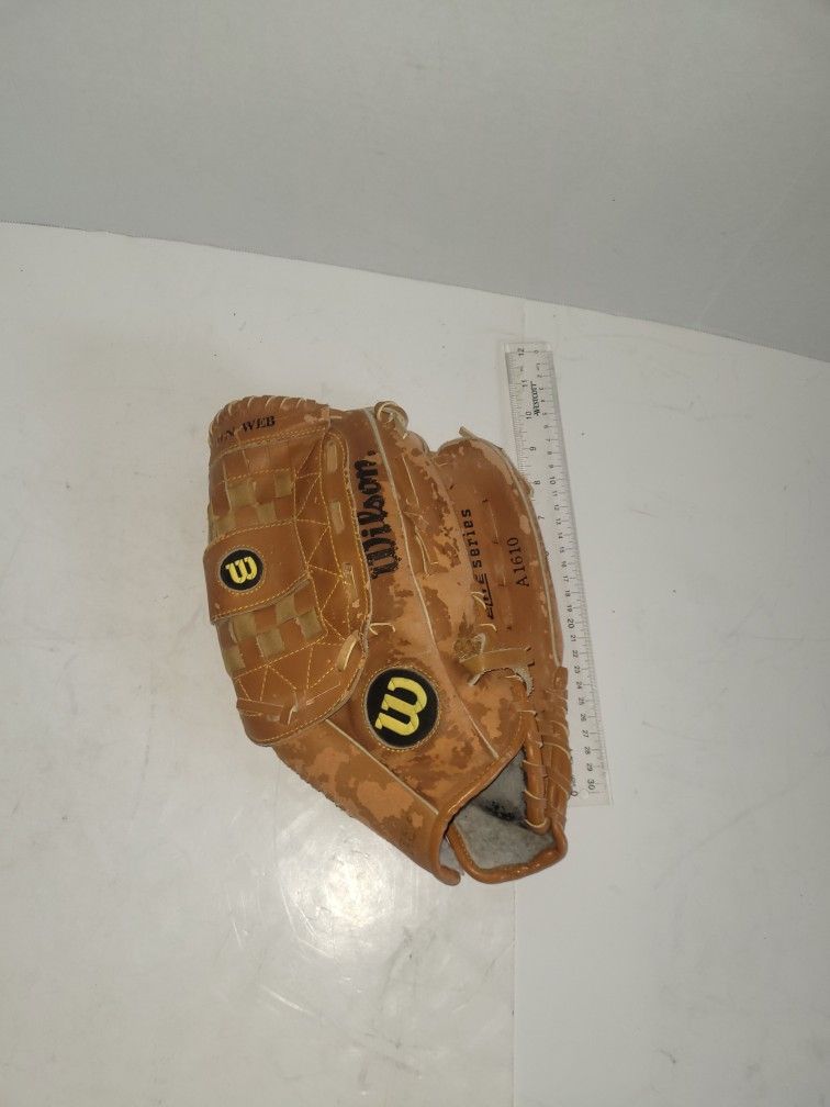 Wilson Elite Baseball Gloves Size 13 