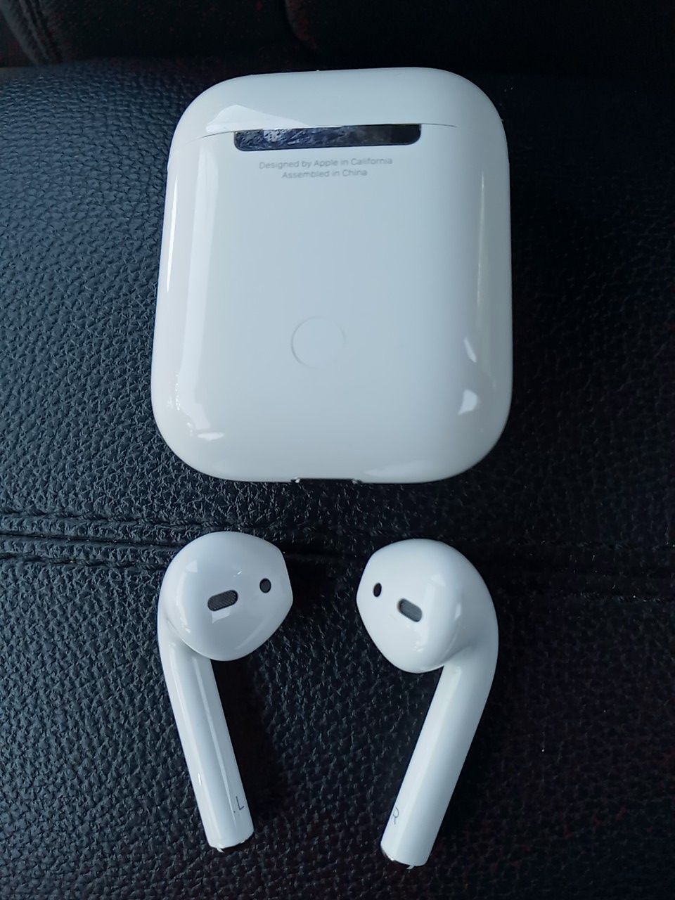 Apple air pods 1 generation