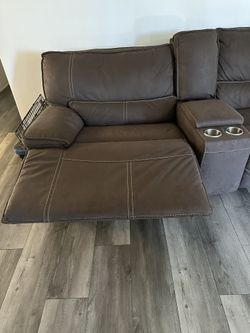 4 Piece Sofa With 2 Recliners