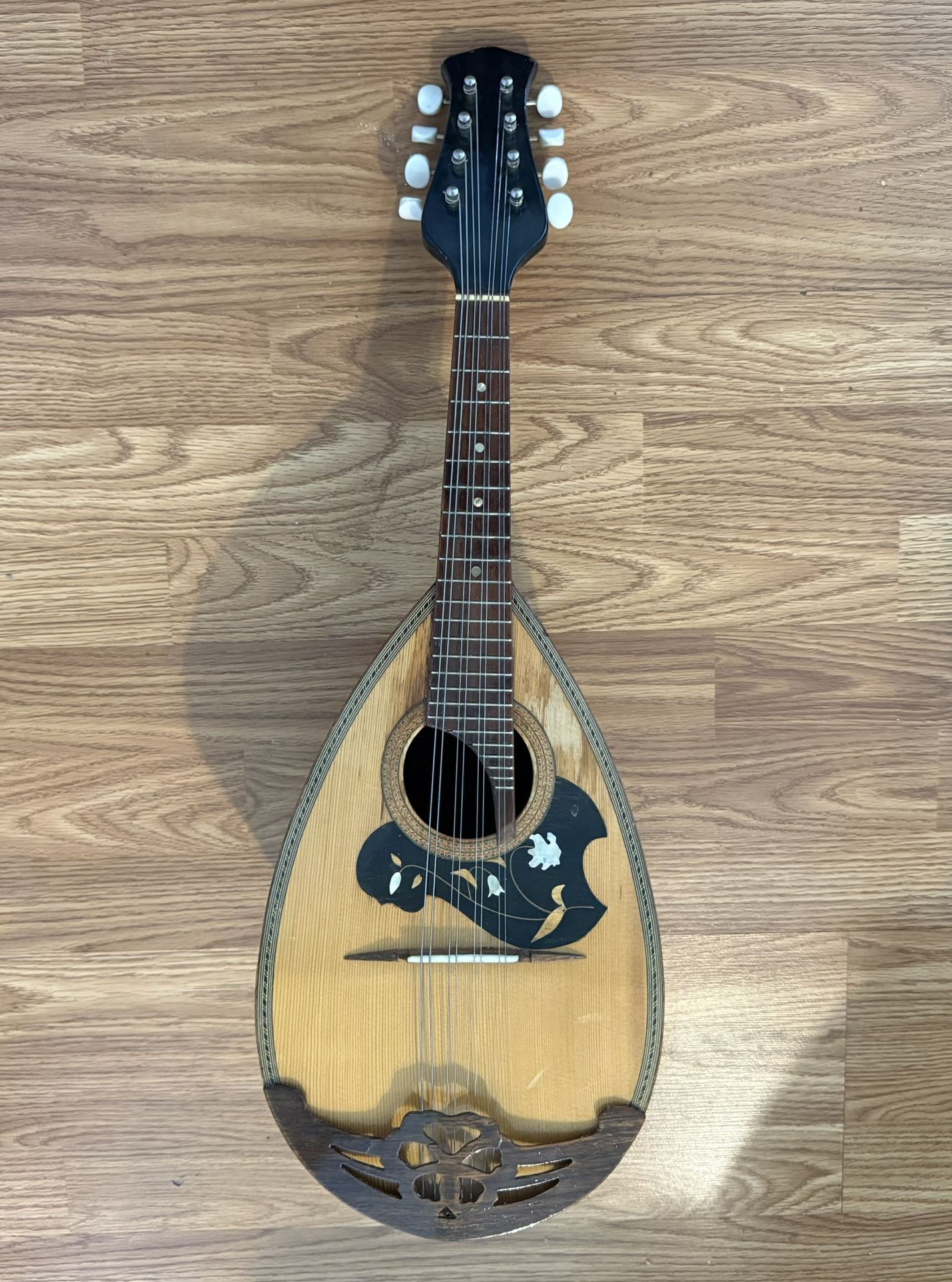 Suzuki Bowl Back Mandolin - 1970's Model $300 OBO