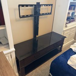 Entertainment console with TV mount