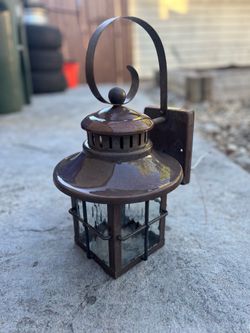HIGH END FRONT PORCH LIGHT WORKS FLAWLESSLY 😊👍✅🇺🇸