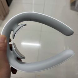 Cervical Massager G1 Deluxe Pulse Neck Massage Shoulder Neck Hot Compress Traction Neck Protector Gift