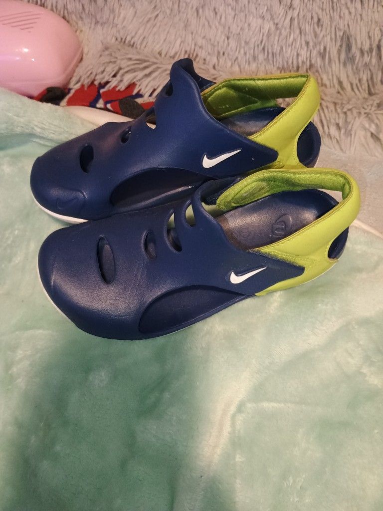 Kids Nikes
