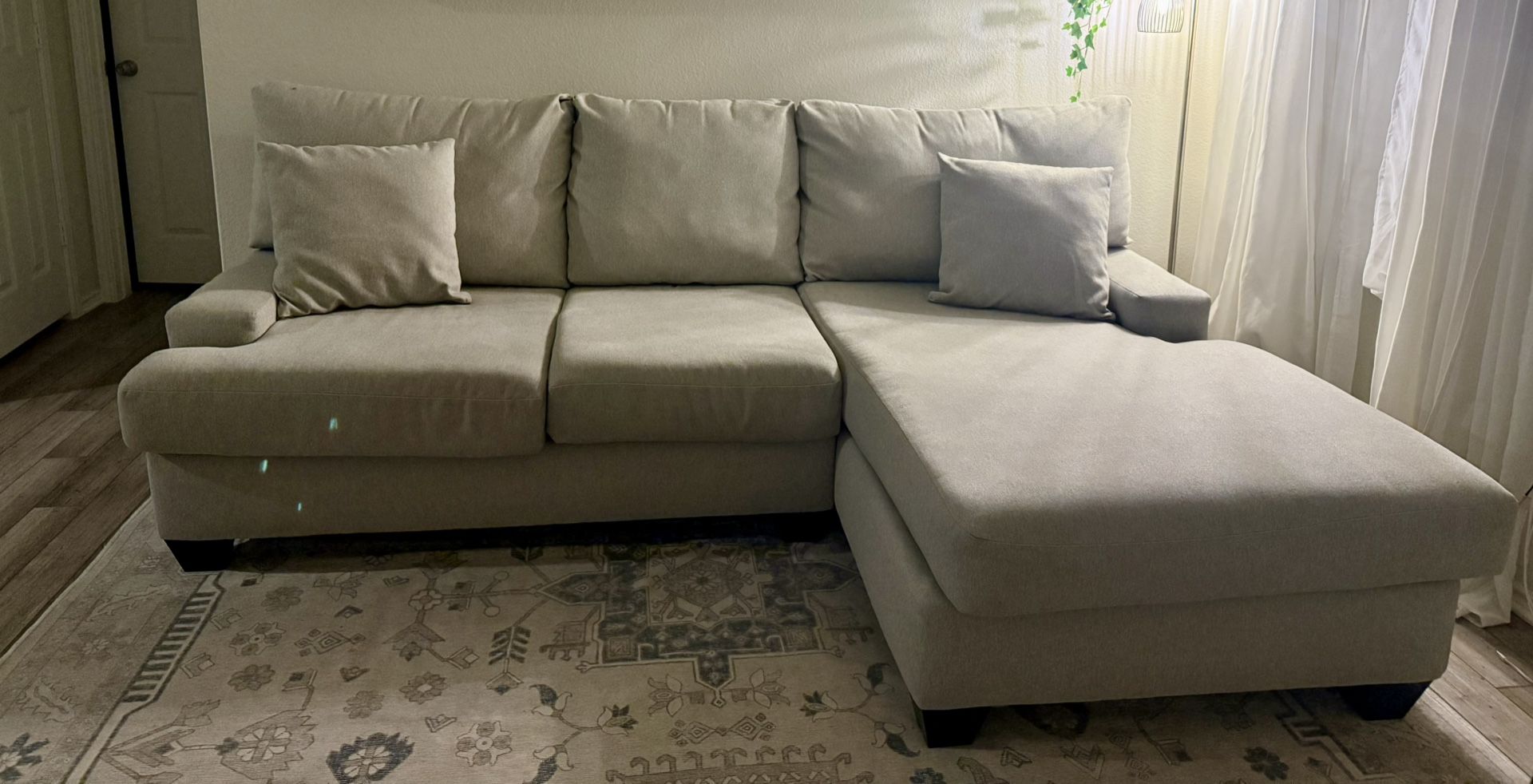 LIVING SPACES 99’ HARPER FOAM SOFA
