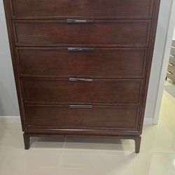 Bedroom furniture set 4pc