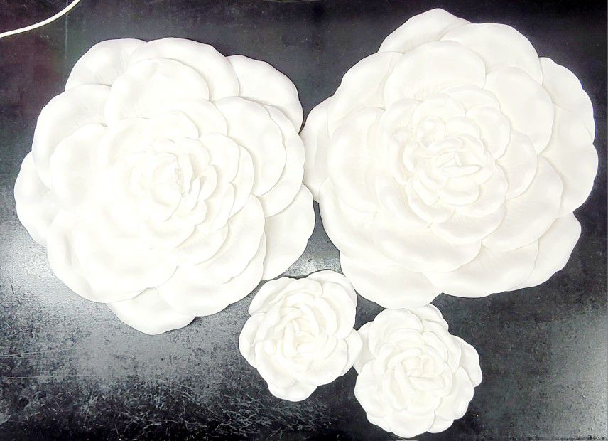  White Wedding Decor Flowers