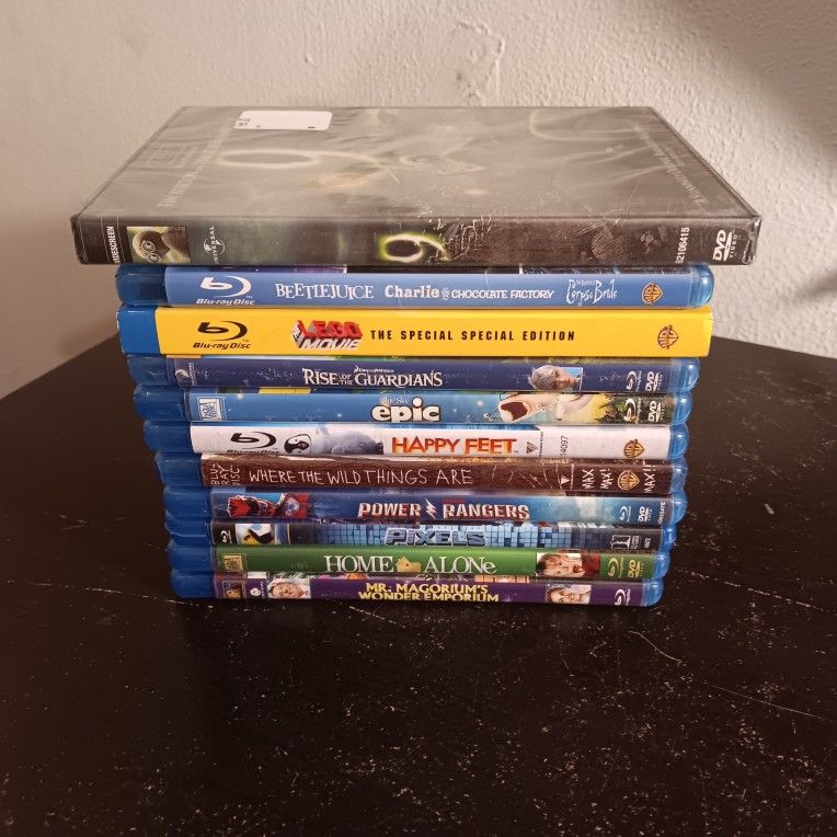 Blu-Ray/DVD Lot Of 11 Great Condition!