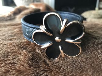 Black floral leather bracelet