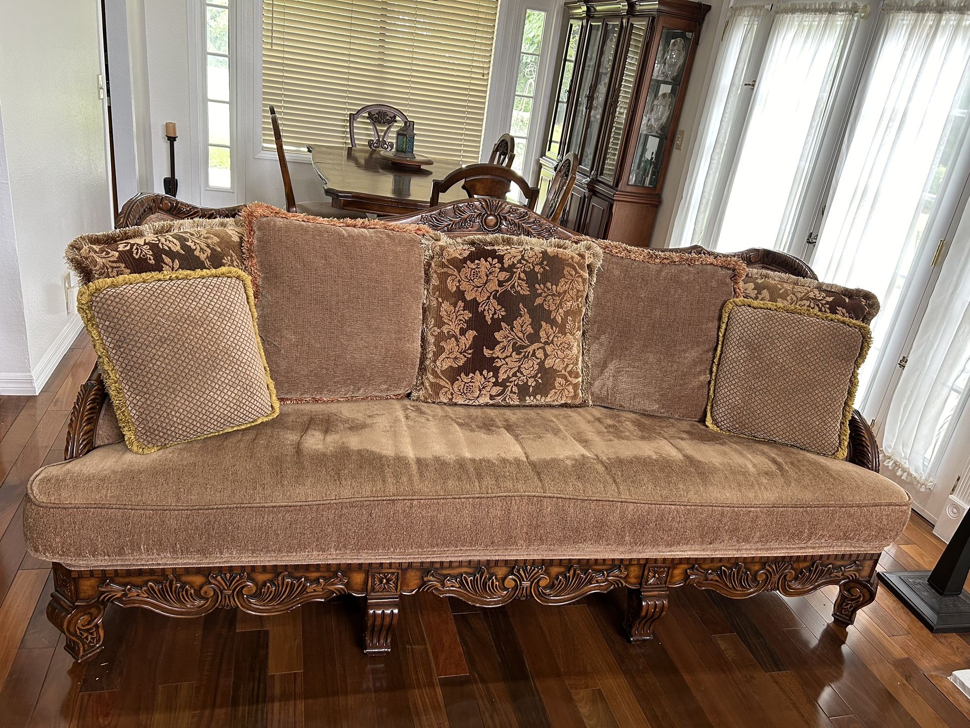 Sofa Set Of Two Matching With 7 Decorative Pillows On Each 