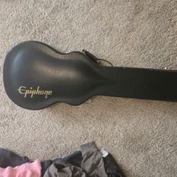 Les Paul Hard Shell Case. 