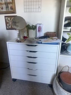 Alex Drawer