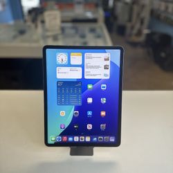 iPad Pro 12.9inch M1 chip 256GB WiFi & LTE Unlocked Perfect condition