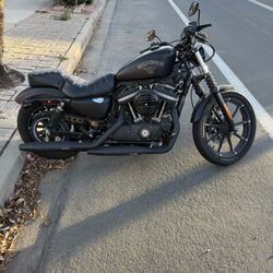 2017 Harley Davidson Iron 883 Sportster