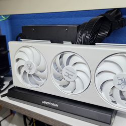 EGPU (AMD radeon RX 9070 XL, MINISFORUM DEG2 OCulink eGPU Dock & cooler master modular power supply