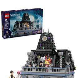 LEGO Wednesday & Enid's Dorm Room Building Set with Dolls 76781