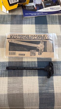 Strike industries AR15 charge handle