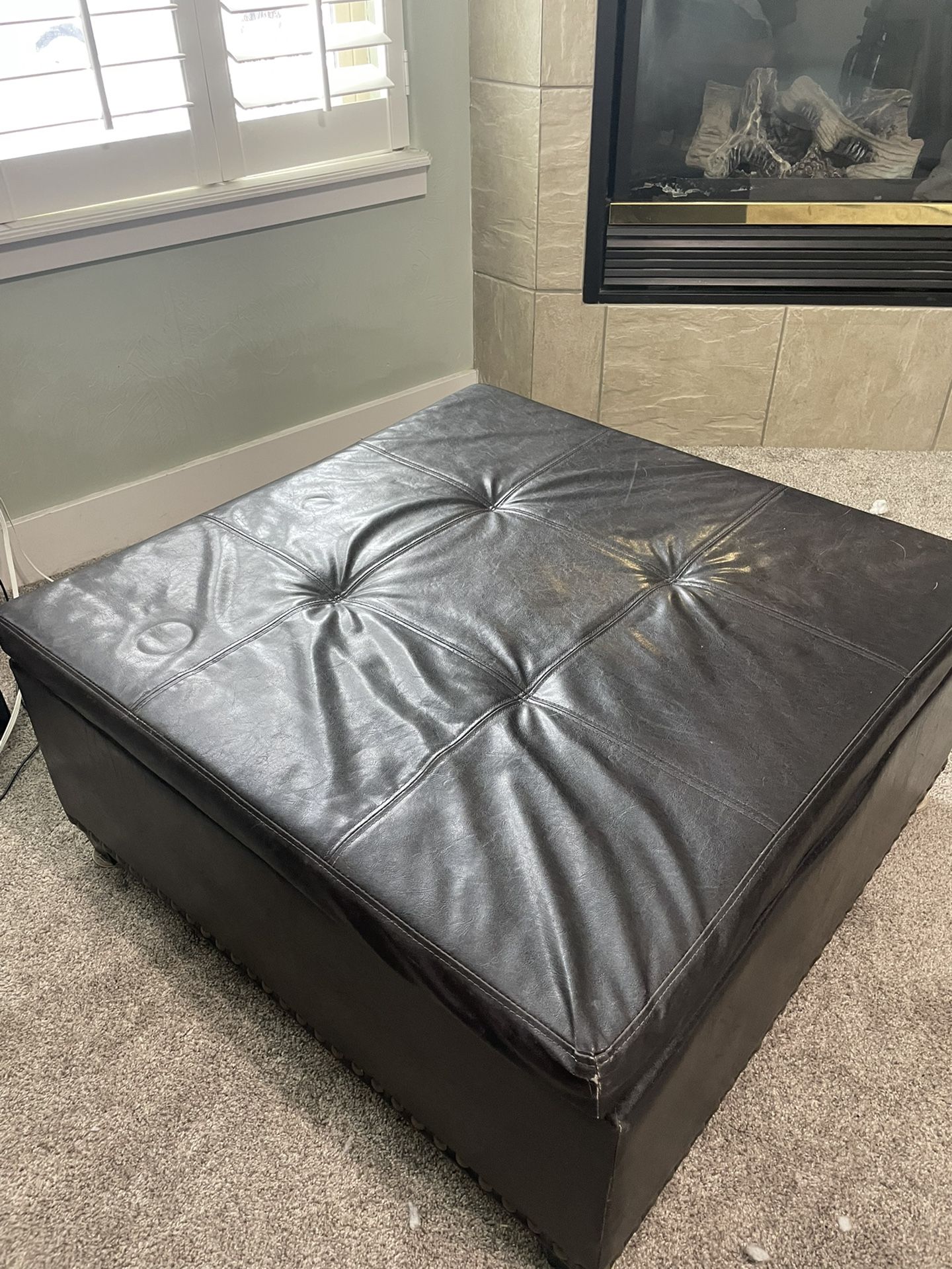 Ottoman/ With Storage