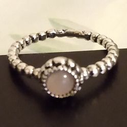 BRAND NEW IN PACKAGE LADIES DAINTY ROUND DOME PALE PINK MOONSTONE IN SILVER BRAIDED SETTING W/SILVER BRAIDED BAND RING  SIZE 8