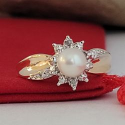 ❤️10k Size 6.75 Fancy Solid Yellow Gold Fresh-Water Pearl and Genuine Diamonds Ring!/ Anillo de Oro con 1 Perla y Diamantes! 👌🎁Post Tags: 10k 14k