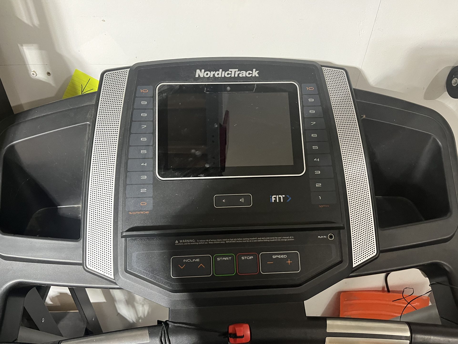 Nordic Track Treadmill . T6.5 SI Used 