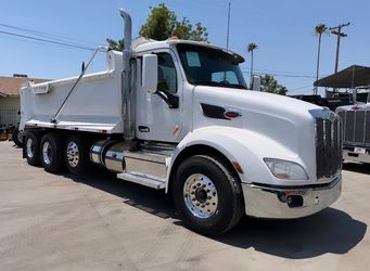 2020 Peterbilt 579 (18FT Super10)