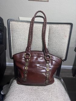 Patricia Nash Zorita Shoulder Bag