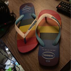 Havaianas Rainbow Flip Flops Size 8