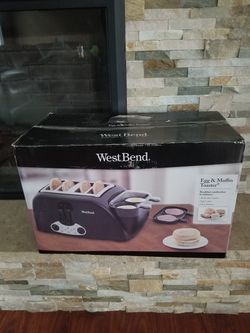 NEW West Bend 4 Slice Toaster