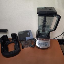 Ninja Pro System 1100 Blender Bundle