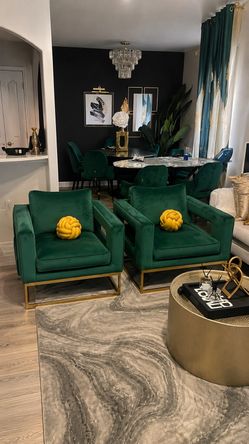 LIKE NEW Meridian Furniture Green Velvet