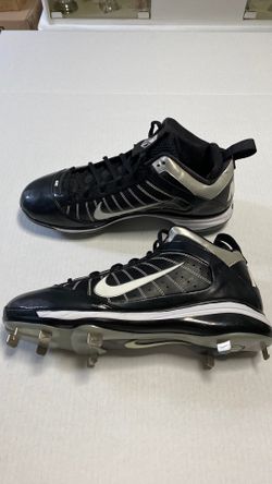 NIKE BASEBALL CLEATS !!!!