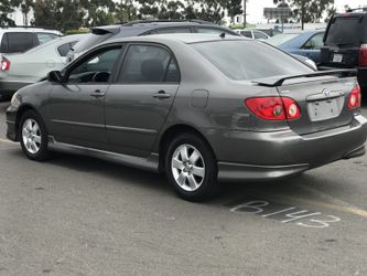 2005 Toyota Corolla $4,900