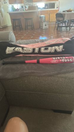 Girls baseball bat and bag