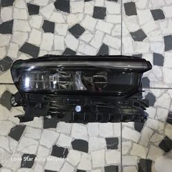 2021 to 2024 Jeep Grand Cherokee Right Headlight WL