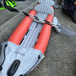 Index excursion pro kayak boat