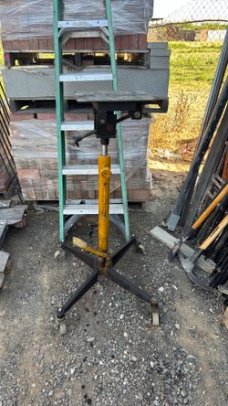 Transmission jack