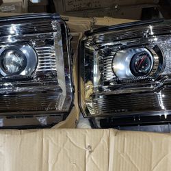 GMC Sierra Projector Headlights for 2014 to 2015. (Halogen Models Only)
