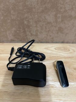 the Plantronics Marque M-155 bluetooth mobile phone headset