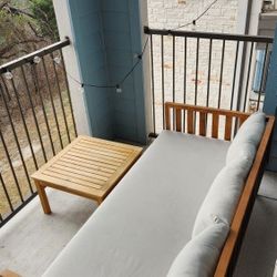  3 Seat Acacia Wood
Outdoor Daybed