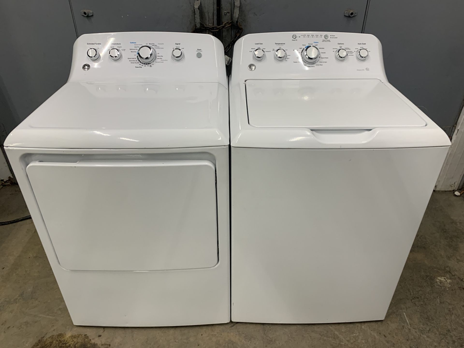 Beautiful Washer And Dryer No Issues Working Properly