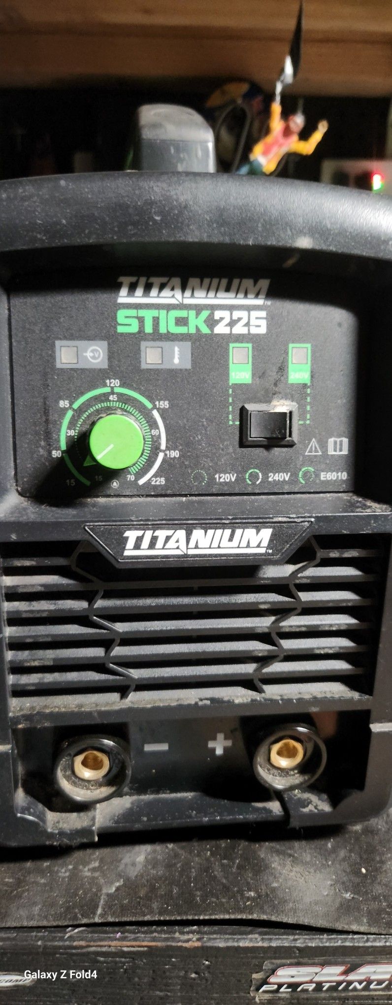 Stick Welder TITANIUM
STICK225