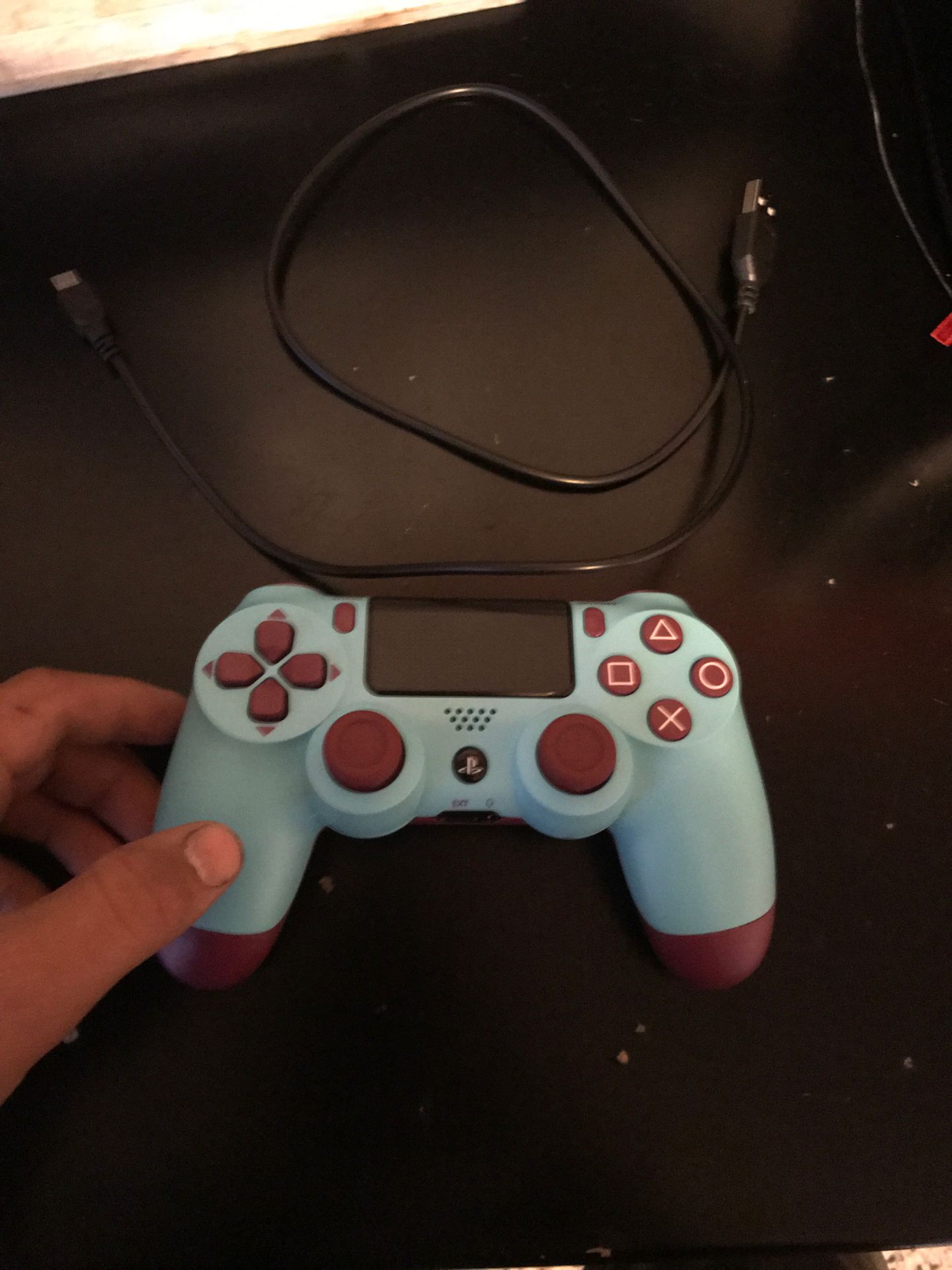 PS4 controller