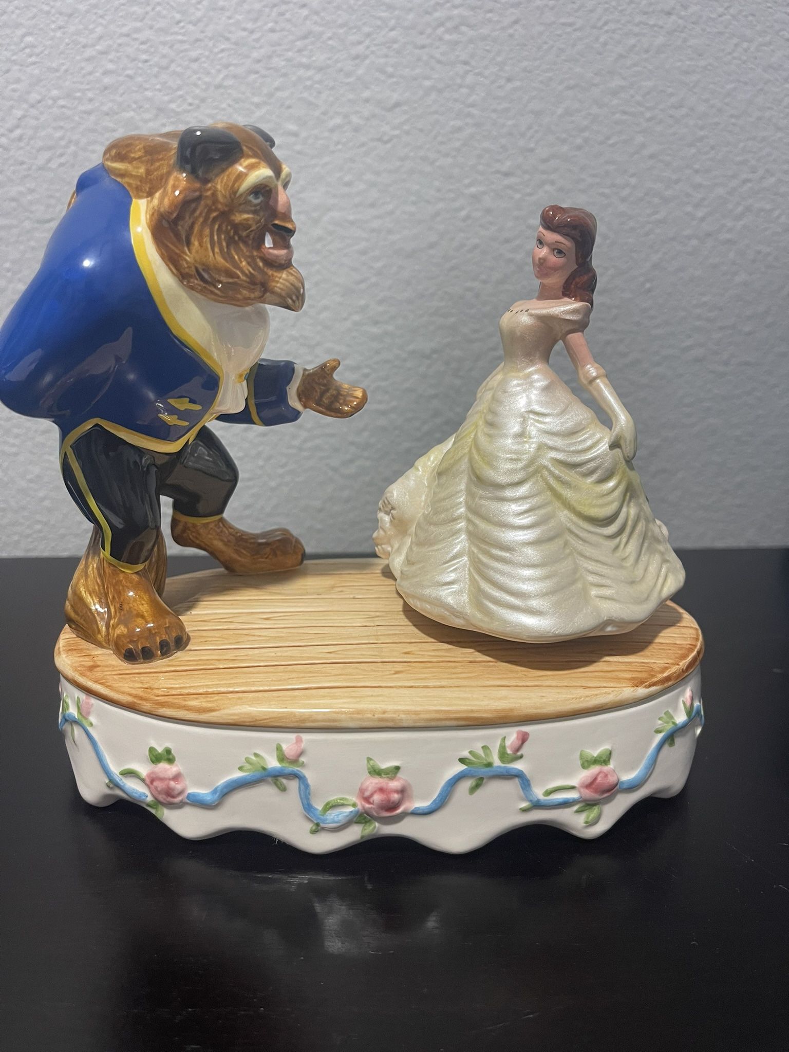 Beauty and the Beast Music Box Figurine by Schmid 1990