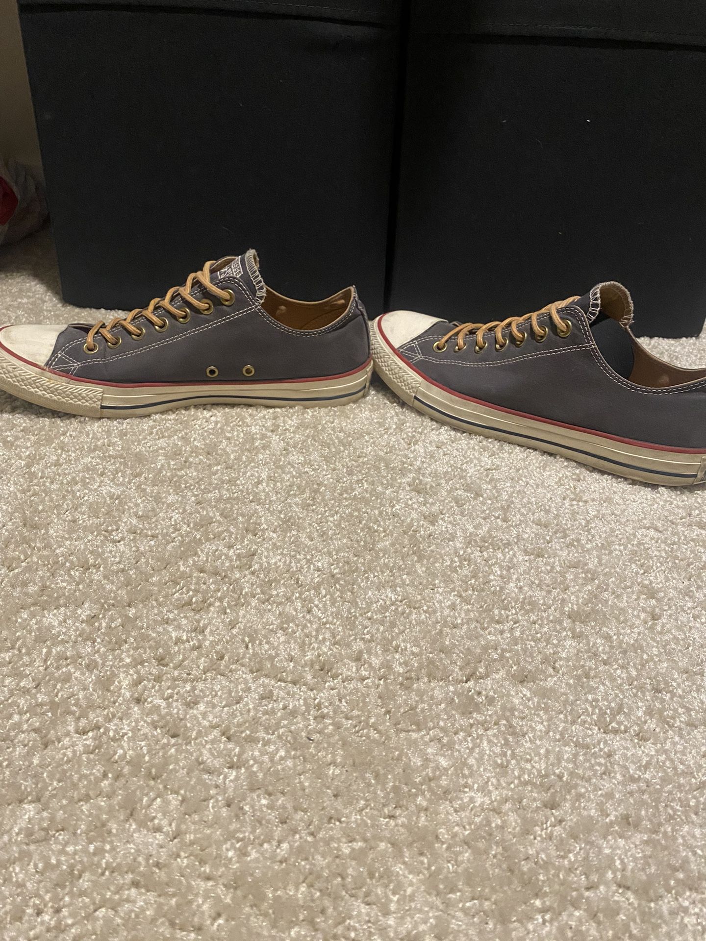 Chuck Taylors - Suede