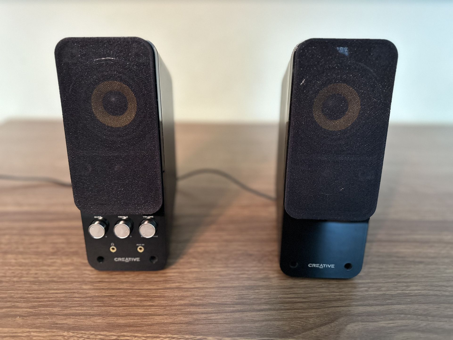 Creative Labs GigaWorks T20 Series II 2.0 Multimedia Speaker System with BasXPort Technology - 51MF1610AA002