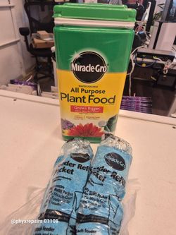 Miracle-Gro Water Soluble All Purpose Plant Food, Fertilizer for Indoor or Outdoor Flowers, Vegetables or Trees, 2.5lb $10